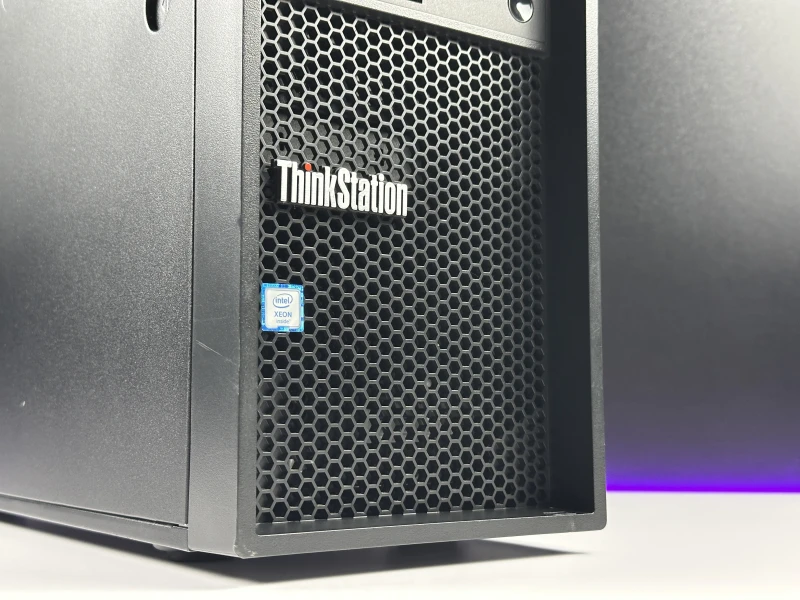 Lenovo ThinkStation P520c Tower - Xeon, P400. Solidna stacja robocza z wydajnym układem stworzonym do projektowania oraz pracy technicznej.