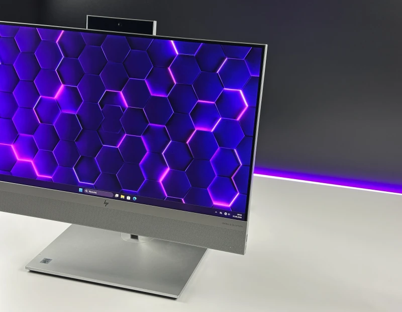 HP EliteOne 800 G6 AIO - i5-10500, 23.8" FHD dotyk, kamera, Wi-Fi. Elegancki komputer All-in-One z regulowaną podstawą i cienkimi ramkami.