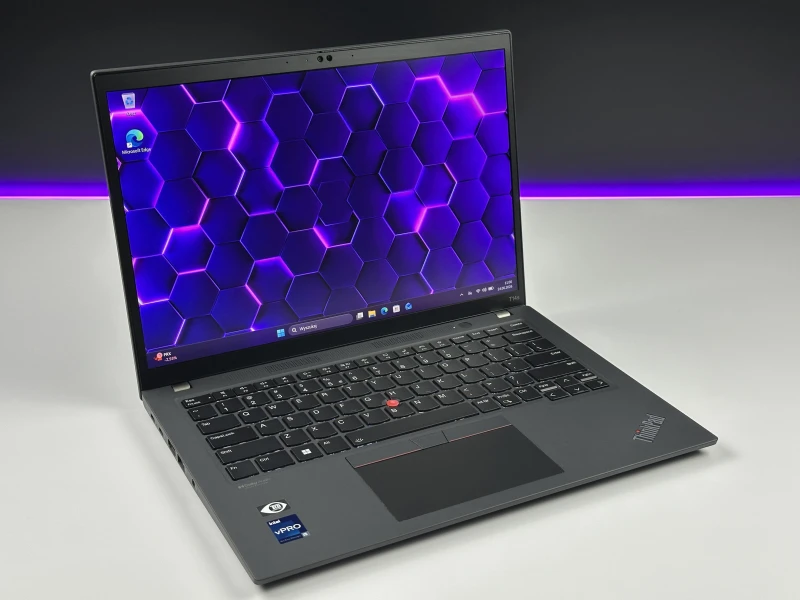 Lenovo ThinkPad T14s Gen 3 - i5-1245U, 16GB LPDDR5,14" FHD+. Smukły laptop biznesowy z czytnikiem linii papilarnych i solidną konstrukcją premium