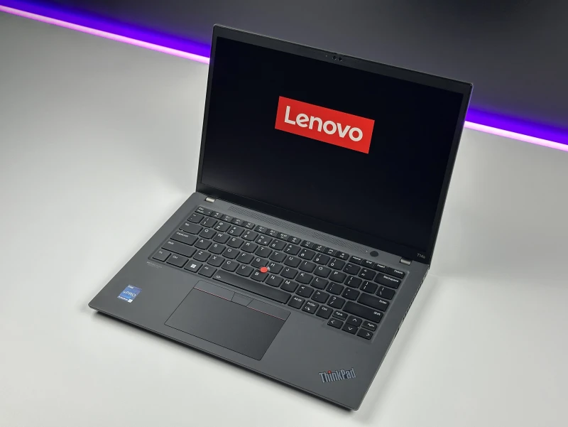 Lenovo ThinkPad T14s Gen 3 - i5-1245U, 16GB LPDDR5,14" FHD+. Smukły laptop biznesowy z czytnikiem linii papilarnych i solidną konstrukcją premium Lenovo ThinkPad T14s Gen 3 - i5-1245U, 16GB LPDDR5,14" FHD+. Smukły laptop biznesowy z czytnikiem linii papilarnych i solidną konstrukcją premium