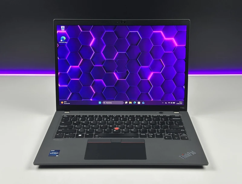 Lenovo ThinkPad T14s Gen 3 - i5-1245U, 16GB LPDDR5,14" FHD+. Smukły laptop biznesowy z czytnikiem linii papilarnych i solidną konstrukcją premium
