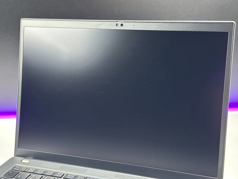 Lenovo ThinkPad T14s Gen 3 - i5-1245U, 16GB LPDDR5,14" FHD+. Smukły laptop biznesowy z czytnikiem linii papilarnych i solidną konstrukcją premium