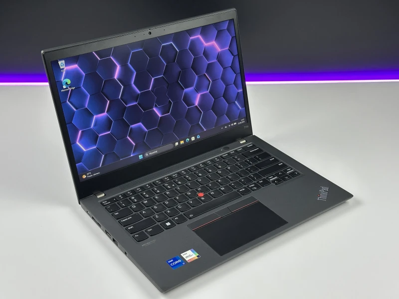 Lenovo ThinkPad T14s Gen 2 i7-1165G7 16GB RAM. Wydajny laptop biznesowy z ekranem FHD do analiz, dokumentów i pracy zdalnej.