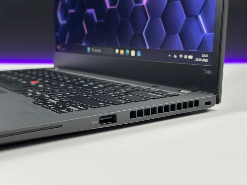 Lenovo ThinkPad T14s Gen 2 i7-1165G7 16GB RAM. Wydajny laptop biznesowy z ekranem FHD do analiz, dokumentów i pracy zdalnej.