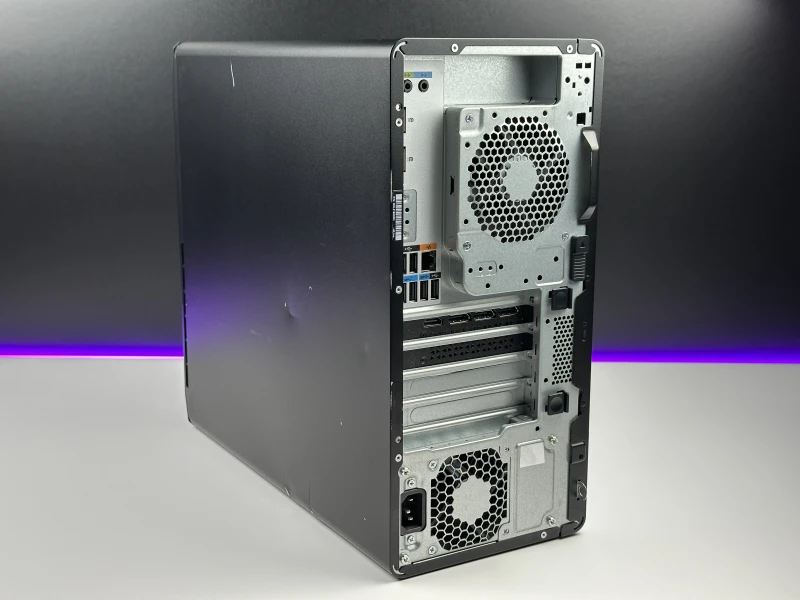 HP Z2 Tower G8 Workstation z i9-11900K, 32 GB RAM, 1 TB SSD i RTX 3080 to wydajna stacja robocza do 3D, projektowania i pracy profesjonalnej.