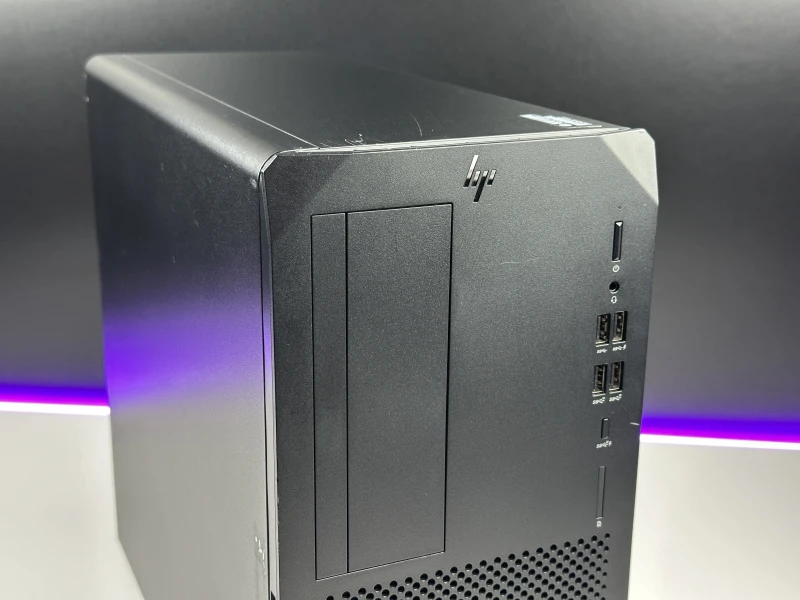 HP Z2 Tower G8 Workstation z i9-11900K, 32 GB RAM, 1 TB SSD i RTX 3080 to wydajna stacja robocza do 3D, projektowania i pracy profesjonalnej.