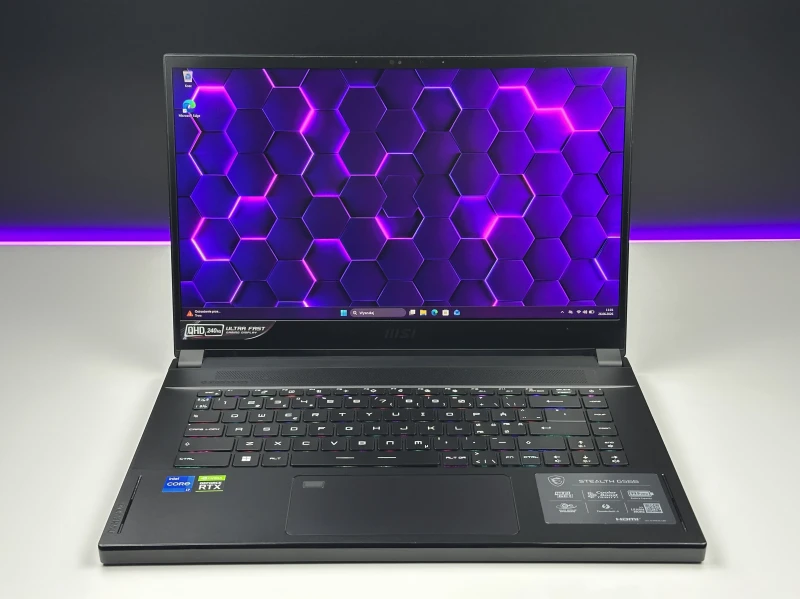 MSI Stealth GS66 12UH z ekranem 15.6" QHD 240Hz, RTX 3080 (8GB) i procesorem i7-12700H. Wysoka moc zamknięta w smukłej obudowie.