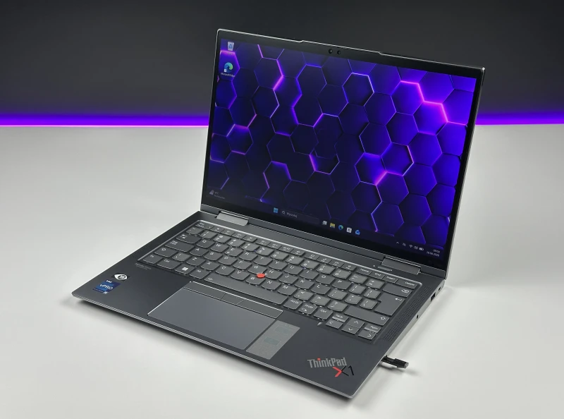 Lenovo ThinkPad X1 Yoga Gen7 - i5-1250P, FHD+ dotyk z filtrem prywatyzującym. Konwertowalny laptop z rysikiem w obudowie i aluminiową konstrukcją.
