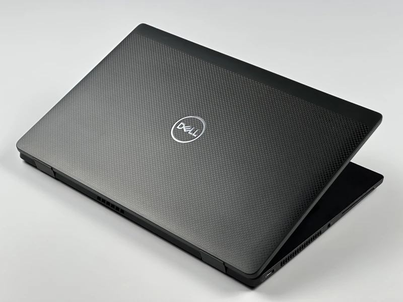Dell Latitude 7420 i7-1185G7, 16GB RAM – ultrabook biznesowy z grafiką Intel Iris Xe, idealny do pracy zdalnej, biura, wideokonferencji i multitaskingu.