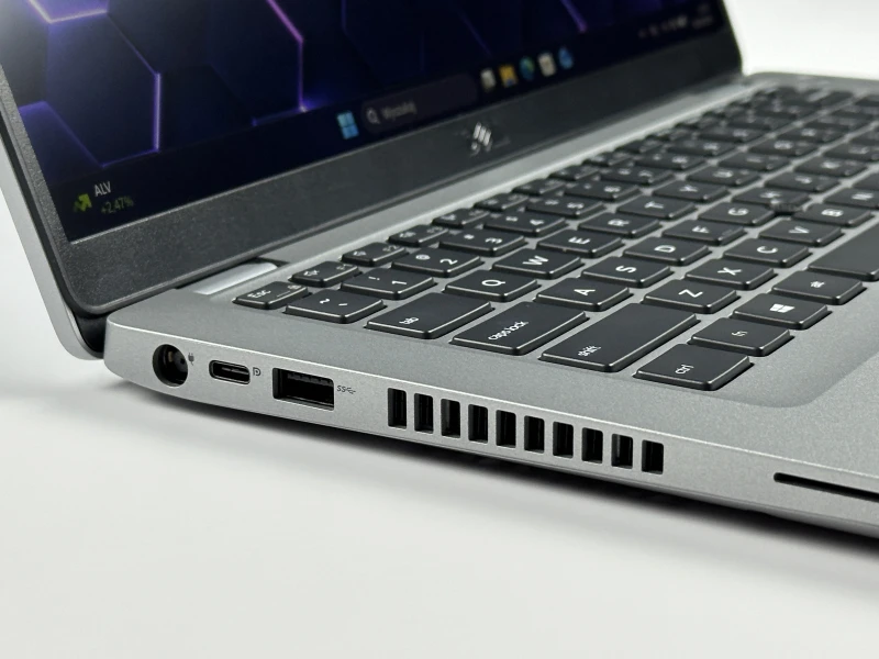 Dell Latitude 5410 i5-10310U 14" FHD, klawiatura US (PL) – laptop biznesowy do pracy biurowej, nauki i codziennych zadań. Mobilny i niezawodny.