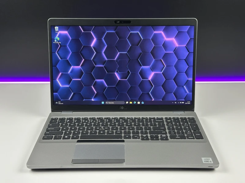 Dell Latitude 5510 z ekranem 15,6" FHD i modemem LTE. Laptop biznesowy z procesorem Intel Core i5, stworzony do pracy w każdym miejscu.