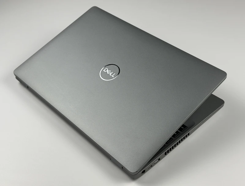 Dell Latitude 5510 z ekranem 15,6" FHD i modemem LTE. Laptop biznesowy z procesorem Intel Core i5, stworzony do pracy w każdym miejscu.
