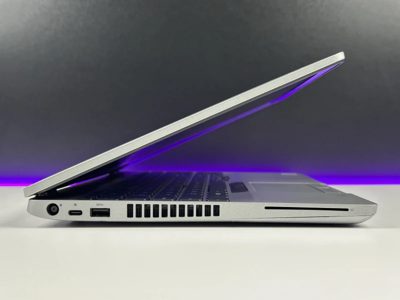 Dell Latitude 5510 z ekranem dotykowym 15,6" FHD i modemem LTE. Uniwersalny laptop biznesowy stworzony do pracy stacjonarnej i mobilnej.