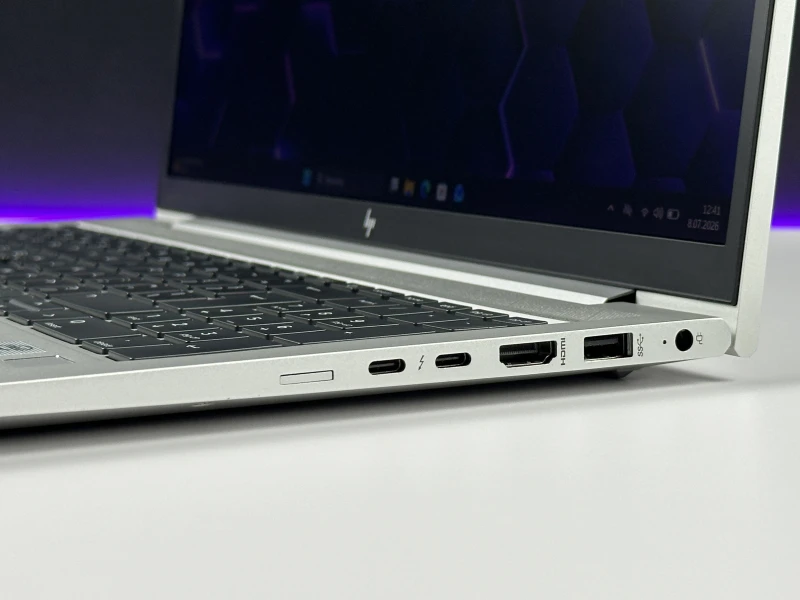 HP EliteBook 850 G7 z i5-10310U i matrycą FHD to smukły laptop, który łączy styl, wydajność i niezawodność, idealny do pracy w biurze i w ruchu.