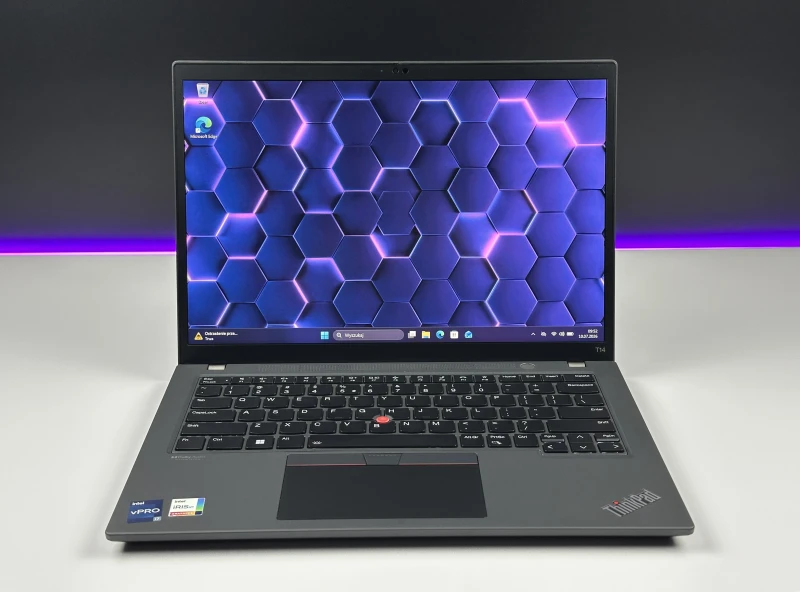 Lenovo ThinkPad T14 Gen 3 z i7-1270P, matrycą FHD+ i klawiaturą US (PL) – elegancja i moc w kompaktowej formie do pracy i zadań kreatywnych.