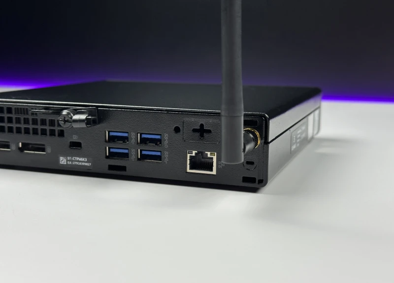 DELL Optiplex 5090 Micro z i5-10500T i grafiką UHD 630 to kompaktowy komputer biurowy, który łączy wydajność z oszczędnością miejsca.