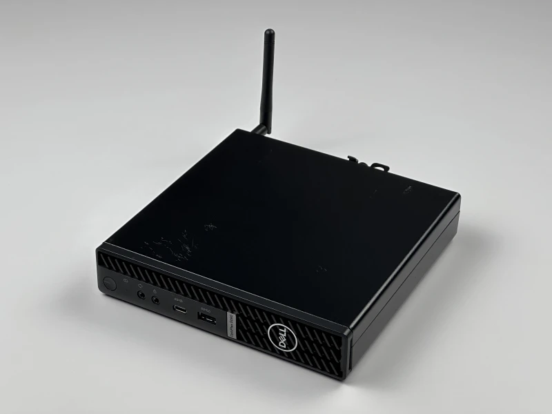 DELL Optiplex 5090 Micro z i5-10500T i grafiką UHD 630 to kompaktowy komputer biurowy, który łączy wydajność z oszczędnością miejsca.