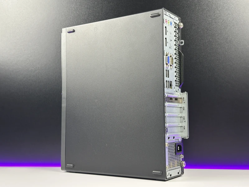 Lenovo ThinkCentre M910s SFF z i7-7700, GeForce GT 730 i DVD. Biznesowy oraz kompaktowy komputer z łatwym dostępem do podzespołów.
