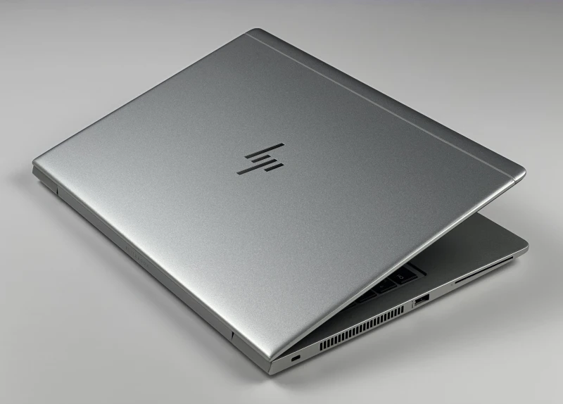 HP EliteBook 840 G5 z dotykowym ekranem i modemem LTE. Aluminiowa obudowa, Intel UHD Graphics 620 oraz wysoka kultura pracy. HP EliteBook 840 G5 z dotykowym ekranem i modemem LTE. Aluminiowa obudowa, Intel UHD Graphics 620 oraz wysoka kultura pracy.