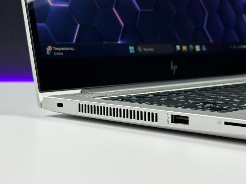 HP EliteBook 840 G5 z dotykowym ekranem i modemem LTE. Aluminiowa obudowa, Intel UHD Graphics 620 oraz wysoka kultura pracy.