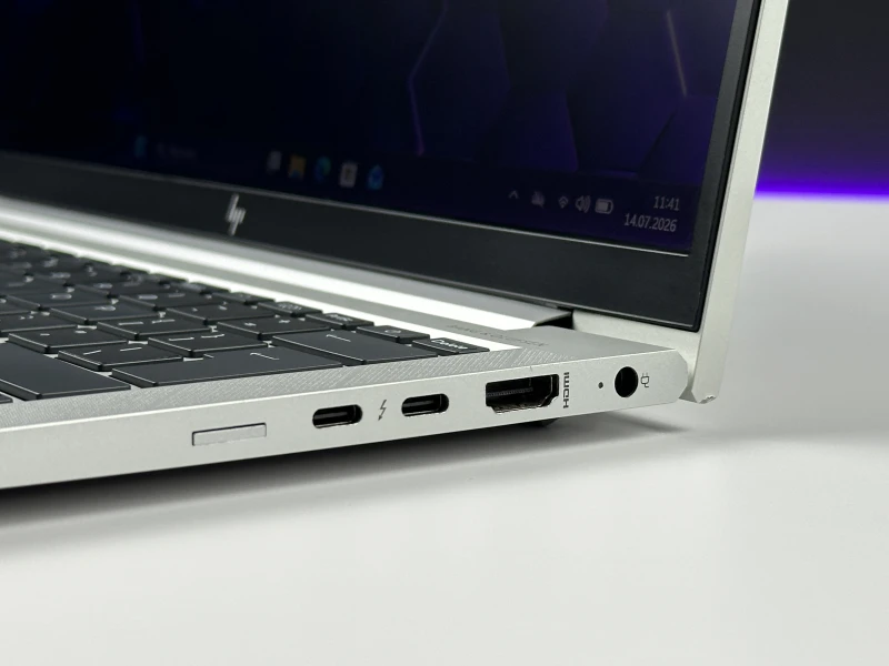 HP EliteBook 830 G8 z i7-1165G7, 13.3" FHD Sure View. Kompaktowy laptop biznesowy z funkcją ochrony prywatności ekranu i lekką konstrukcją.