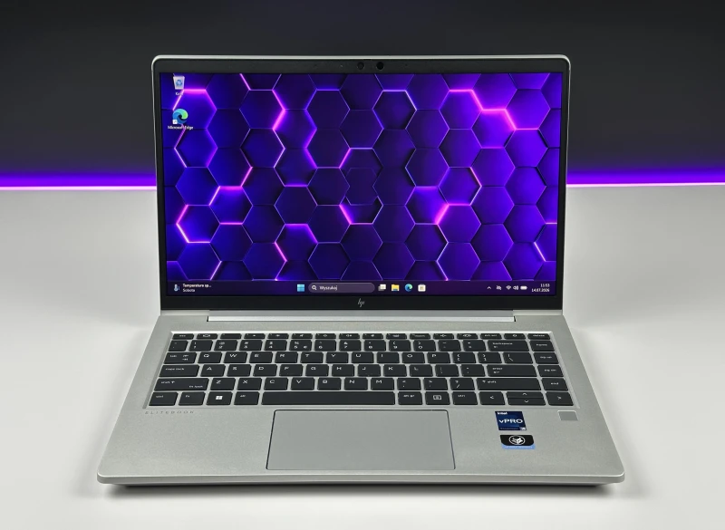 HP EliteBook 640 G9 z i5-1235U, ekranem 14" FHD i LTE. Biznesowy laptop z klawiaturą US oraz dwoma slotami SO-DIMM do łatwej rozbudowy RAM. HP EliteBook 640 G9 z i5-1235U, ekranem 14" FHD i LTE. Biznesowy laptop z klawiaturą US oraz dwoma slotami SO-DIMM do łatwej rozbudowy RAM.