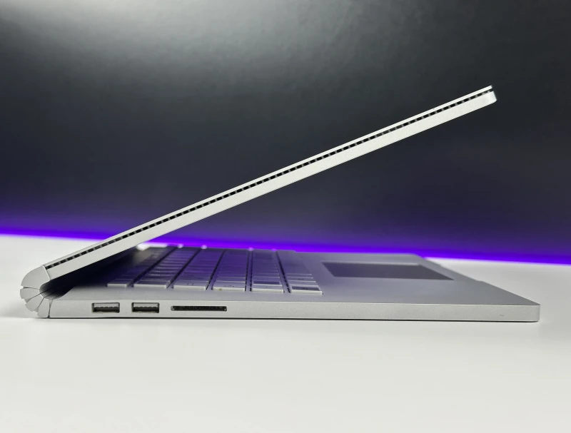 Microsoft Surface Book 3 – i7-1065G7, GTX 1650 (4GB) i dotykowa matryca 3000x2000. Moc laptopa, wygoda tabletu – twórz bez ograniczeń! ✨