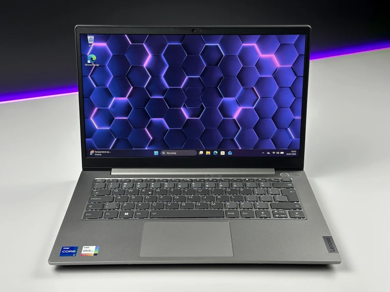 Lenovo ThinkBook 14 G2 ITL z i7-1165G7 - ekranem 14" FHD i grafiką Intel Iris Xe. Laptop biznesowy z czytnikiem linii papilarnych i szybkim Wi-Fi 6. Lenovo ThinkBook 14 G2 ITL z i7-1165G7 - ekranem 14" FHD i grafiką Intel Iris Xe. Laptop biznesowy z czytnikiem linii papilarnych i szybkim Wi-Fi 6.