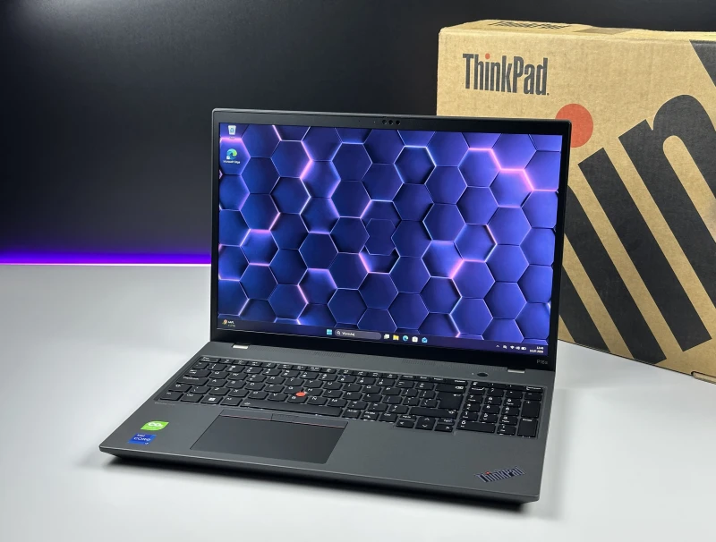 Laptop Lenovo ThinkPad P16s Gen 2 z i7-1360P, 16GB RAM i ekranem 16" FHD+. Mobilna stacja robocza z RTX A500 do pracy projektowej. Laptop Lenovo ThinkPad P16s Gen 2 z i7-1360P, 16GB RAM i ekranem 16" FHD+. Mobilna stacja robocza z RTX A500 do pracy projektowej.