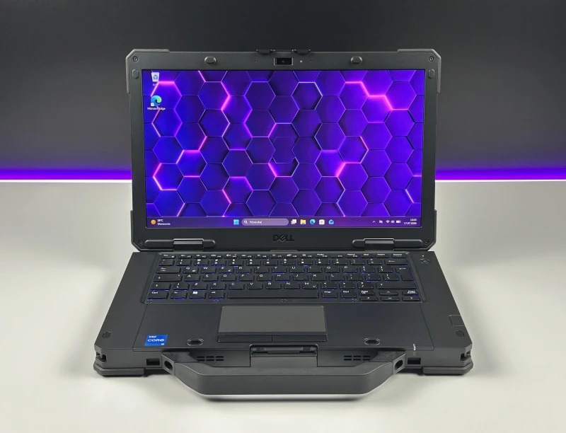 Dell Latitude 5430 Rugged z i5-1145G7, 14" FHD i Intel Iris Xe. Wzmocniony laptop terenowy z podświetlaną klawiaturą RGB i uszczelnionymi portami.
