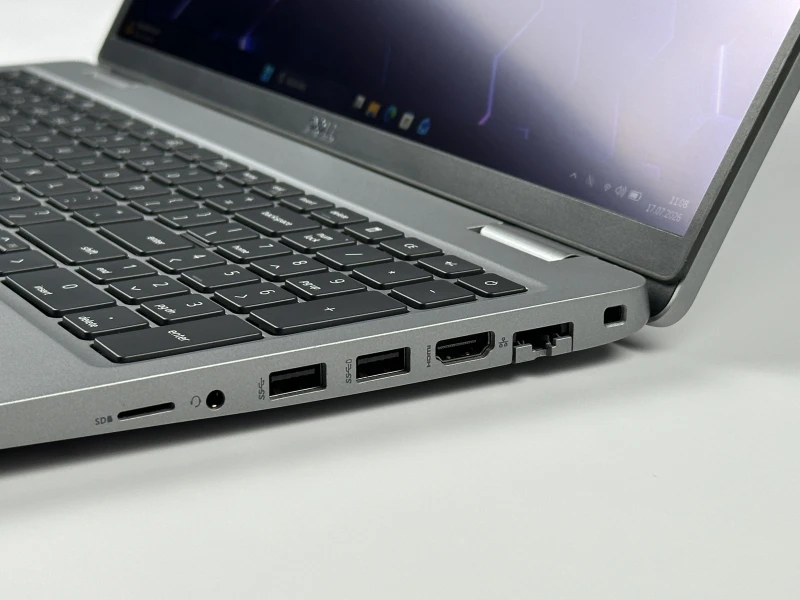 Dell Latitude 5520 z procesorem i5-1135G7, 15.6" dotyk, modemem LTE i klawiaturą US. Biznesowy laptop z Intel Iris Xe oraz Wi-Fi 6 do pracy mobilnej.