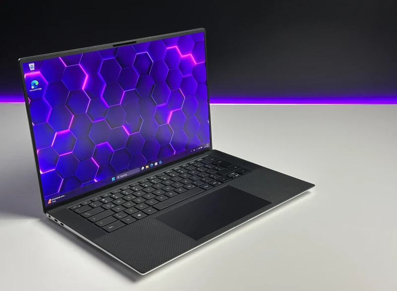 Dell XPS 15 9510 z procesorem i7-11800H, ekranem 15.6" FHD+ i RTX 3050 Ti. Laptop premium z aluminiową obudową i złączami Thunderbolt 4. Dell XPS 15 9510 z procesorem i7-11800H, ekranem 15.6" FHD+ i RTX 3050 Ti. Laptop premium z aluminiową obudową i złączami Thunderbolt 4.