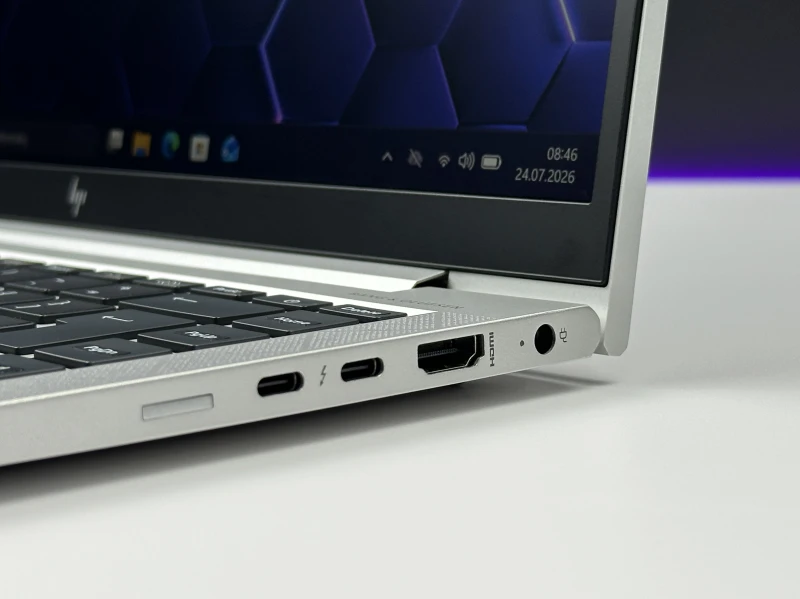 HP EliteBook 840 G7 z i5-10310U i ekranem FHD – smukły, biznesowy laptop stworzony do codziennej pracy w biurze, w podróży i w trybie zdalnym.