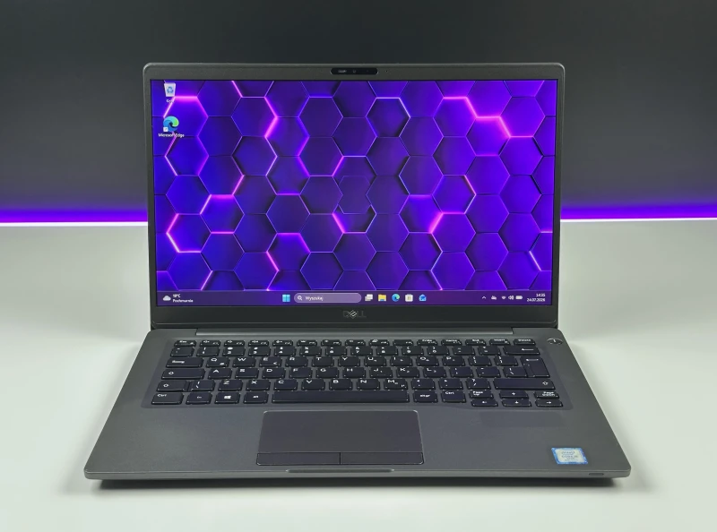 Dell Latitude 7400 - procesor i5-8365U, ekran 14" FHD. Biznesowy ultrabook z lekką obudową Carbon – idealny do pracy mobilnej i biura.