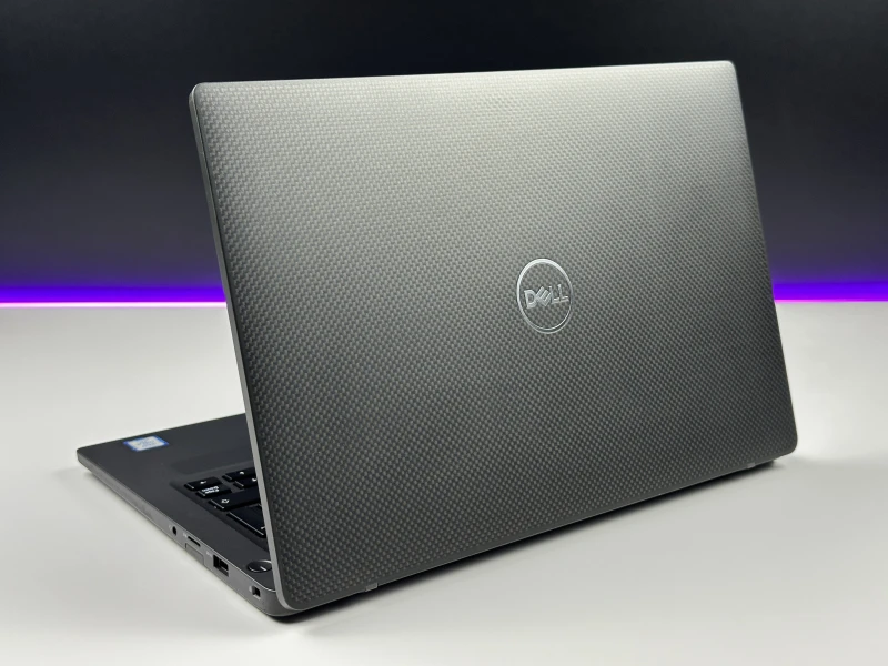 Dell Latitude 7400 - procesor i5-8365U, ekran 14" FHD. Biznesowy ultrabook z lekką obudową Carbon – idealny do pracy mobilnej i biura.