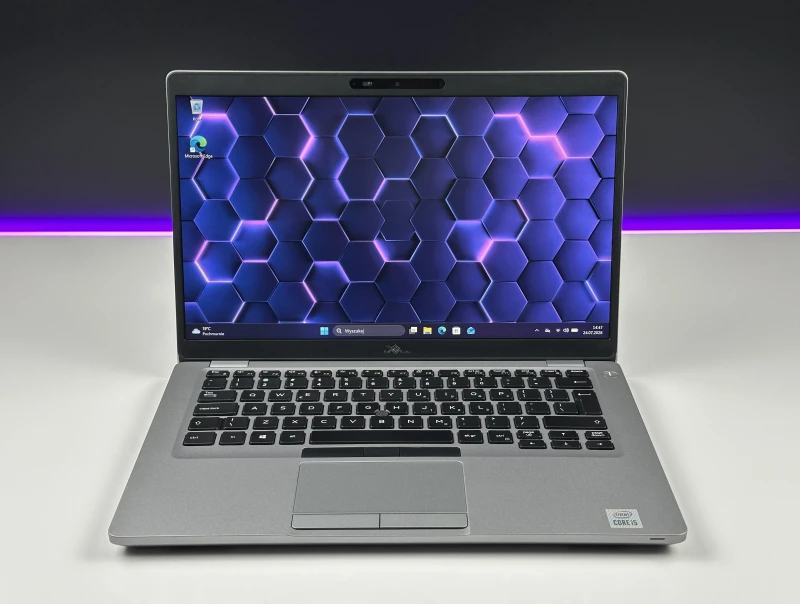 Dell Latitude 5410 z i5-10310U i dotykowym ekranem 14" FHD. Biznesowy laptop z Intel UHD Graphics, złączem USB-C i solidną konstrukcją.