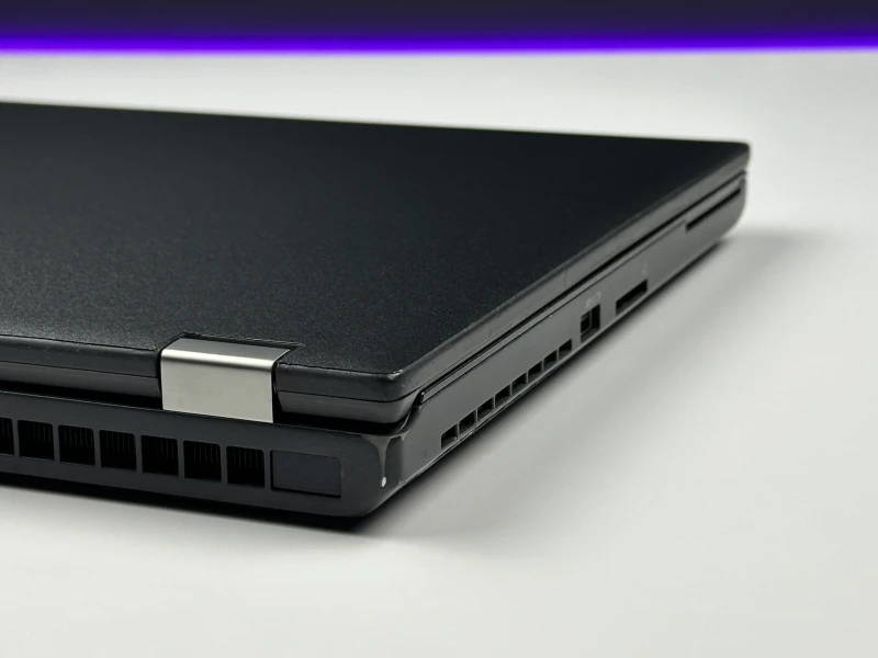 Lenovo ThinkPad P52 z i7-8850H, ekranem 15.6" FHD i Quadro P2000 (4GB). Mobilna stacja robocza do pracy w CAD i projektach 3D.