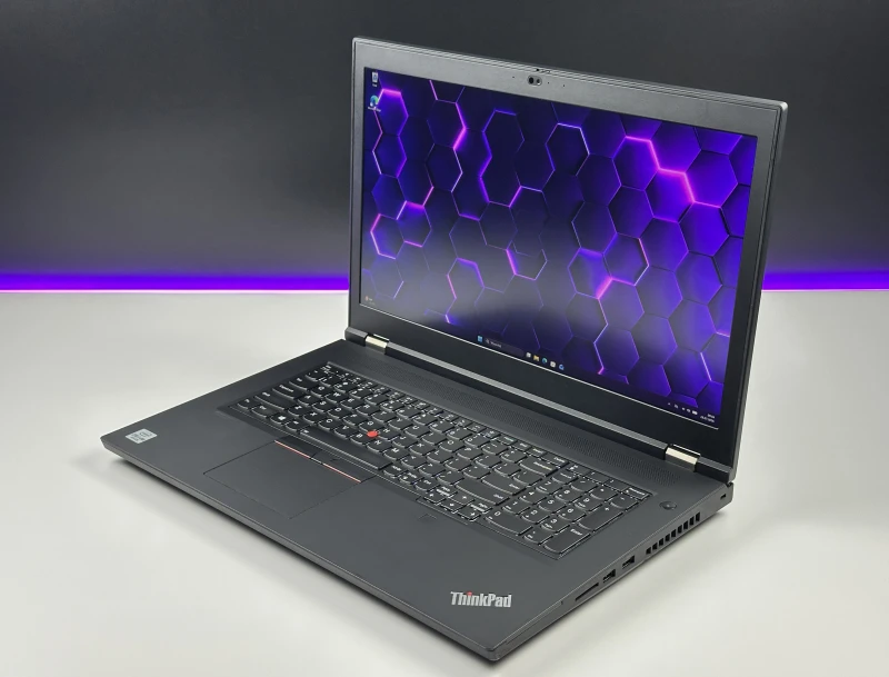 Lenovo ThinkPad P17 Gen 1 i7-10850H, 17.3" FHD, Quadro RTX 4000. Stacja robocza z klawiaturą US, 4 slotami RAM i obsługą wielu dysków M.2.