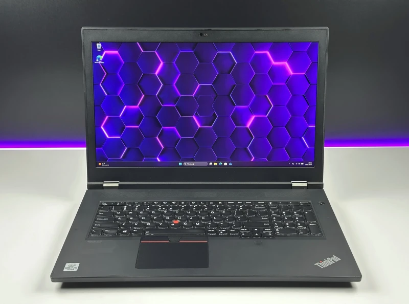 Lenovo ThinkPad P17 Gen 1 i7-10850H, 17.3" FHD, Quadro RTX 4000. Stacja robocza z klawiaturą US, 4 slotami RAM i obsługą wielu dysków M.2.
