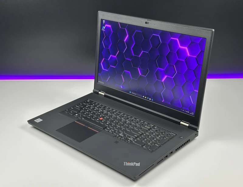 Lenovo ThinkPad P17 Gen 1 i7-10750H, Quadro T2000. Stacja robocza z mocną konstrukcją i zapasem miejsca na rozbudowę RAM oraz dysków.