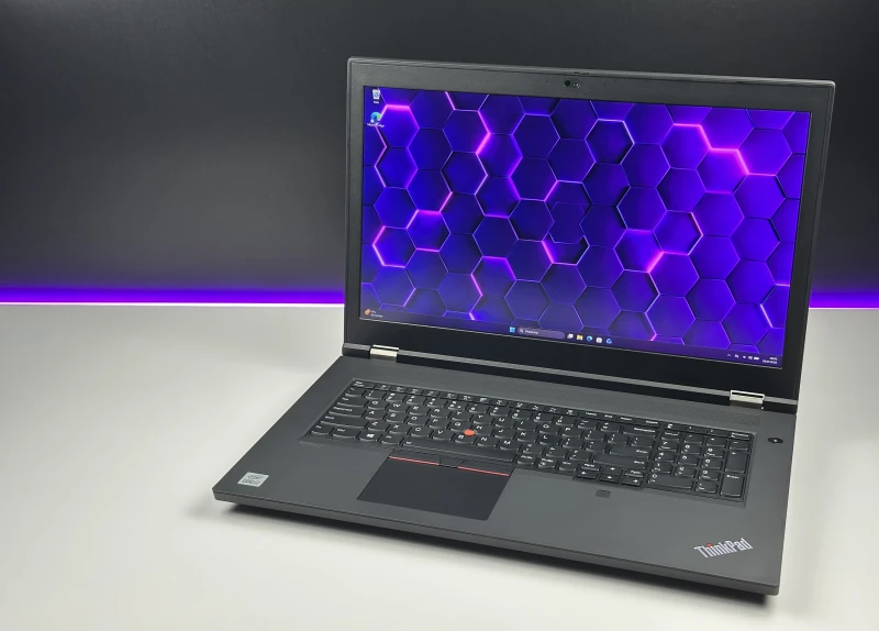 Lenovo ThinkPad P17 Gen 1 i7-10750H, Quadro T2000. Stacja robocza z mocną konstrukcją i zapasem miejsca na rozbudowę RAM oraz dysków.