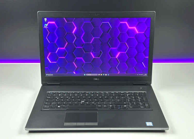 Dell Precision 7730 i7-8750H, ekran 17.3" FHD, Quadro P3200 (6GB). Mobilna stacja robocza z 4 slotami RAM i miejscem na rozbudowę dysków M.2.