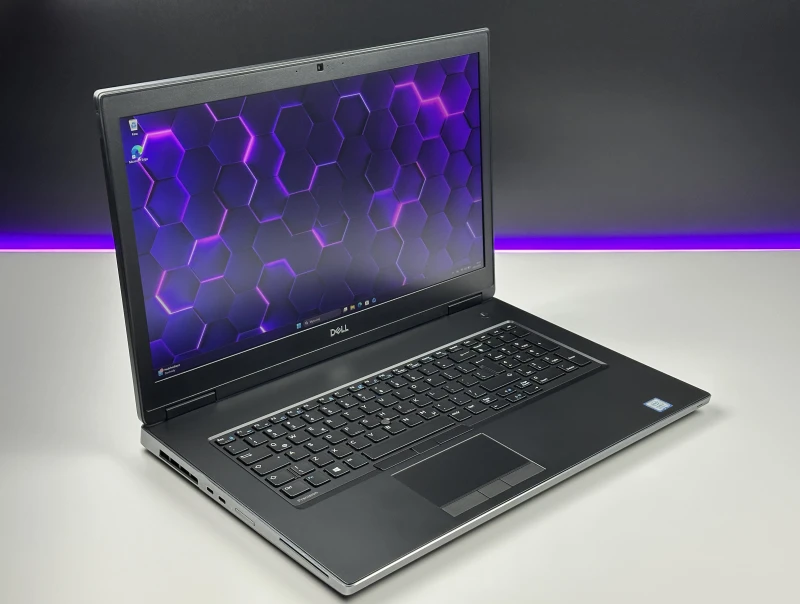Dell Precision 7730 i7-8750H, ekran 17.3" FHD, Quadro P3200 (6GB). Mobilna stacja robocza z 4 slotami RAM i miejscem na rozbudowę dysków M.2.