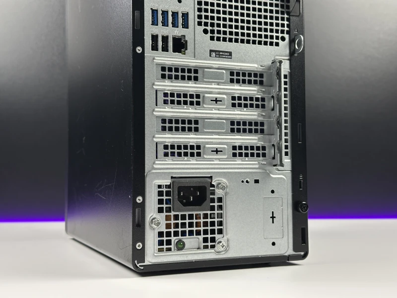 Dell OptiPlex 5090 Mini Tower i5-10505. Komputer biznesowy z portami USB/DisplayPort, slotami PCIe i wygodnym dostępem do rozbudowy.