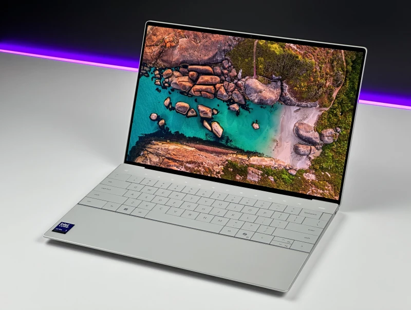 Laptop Dell XPS 13 9350 z Ultra 7 258V, 32GB RAM i dotykowym ekranem 13.4" 3K OLED. Laptop premium z Intel Arc i lekką konstrukcją. Laptop Dell XPS 13 9350 z Ultra 7 258V, 32GB RAM i dotykowym ekranem 13.4" 3K OLED. Laptop premium z Intel Arc i lekką konstrukcją.