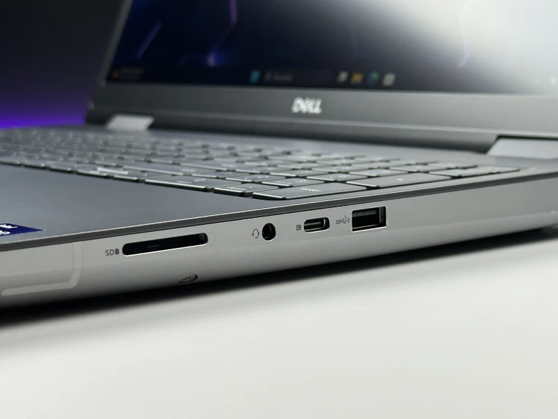 Dell Precision 7680 z i9-13950HX, 64GB ram i ekranem 16". Mobilna stacja robocza z Thunderbolt 4 i konstrukcją stworzoną do wymagających projektów. Dell Precision 7680 z i9-13950HX, 64GB ram i ekranem 16". Mobilna stacja robocza z Thunderbolt 4 i konstrukcją stworzoną do wymagających projektów.