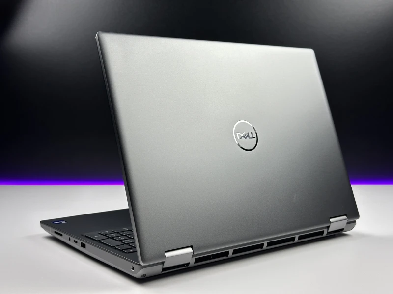 Dell Precision 7680 z i9-13950HX, 64GB ram  i ekranem 16". Mobilna stacja robocza z Thunderbolt 4 i konstrukcją stworzoną do wymagających projektów.