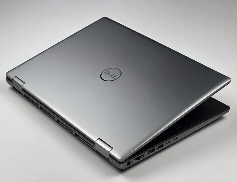 Dell Precision 7680 z i9-13950HX, 64GB ram i ekranem 16". Mobilna stacja robocza z Thunderbolt 4 i konstrukcją stworzoną do wymagających projektów. Dell Precision 7680 z i9-13950HX, 64GB ram i ekranem 16". Mobilna stacja robocza z Thunderbolt 4 i konstrukcją stworzoną do wymagających projektów.