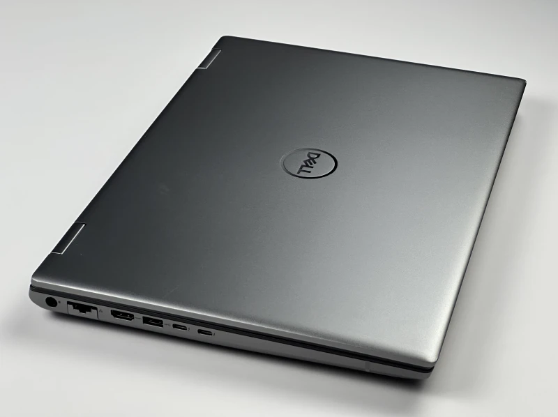 Dell Precision 7680 z i9-13950HX, 64GB ram  i ekranem 16". Mobilna stacja robocza z Thunderbolt 4 i konstrukcją stworzoną do wymagających projektów.