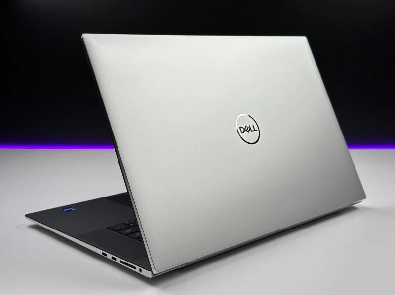 Laptop Dell XPS 17 9720 z i7-12700H, RTX 3060 (6GB) i ekranem 17" FHD+. Smukły laptop premium z klawiaturą US i portami Thunderbolt 4.